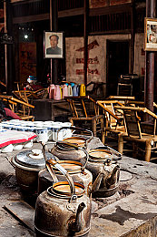 小黄站：“小黄站：一站式服务，网罗生活精彩”