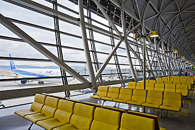 我的世界女生胸罩里面的东西：游戏胸罩之谜：性别平等观念引热议-1