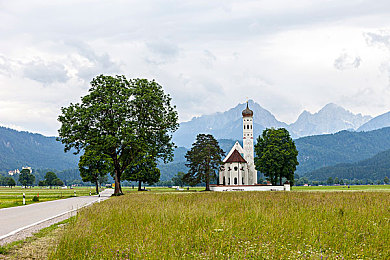 扒掉女警内裤猛烈进入的视频：游戏低俗风波：青少年价值观受冲击-1