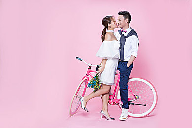 王芳高虎高敏亲情会：明星家庭欢乐聚，温情时刻感动你我-1