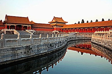 阿娇扒开双腿猛进8个男明星：阿娇大胆挑战极限，真相揭晓-1