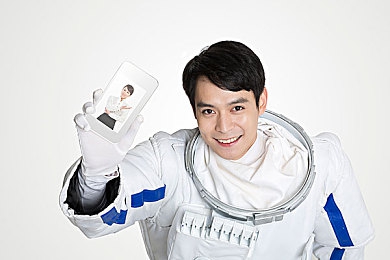 AV传送门：新平台崛起，文件传输新体验-1