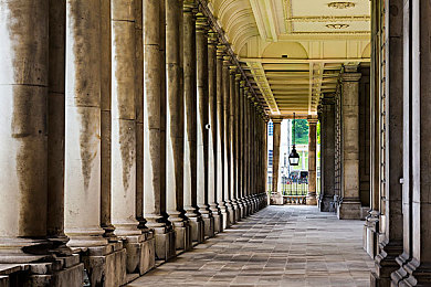 王者荣耀女英雄无小内爱心轮滑图片：王者荣耀女神无小内，轮滑造型萌翻玩家-1