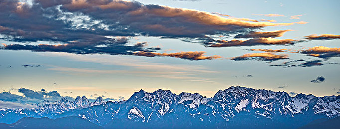 五月天婷婷丁香花:星光助力丁香花,五月天温暖公益行-3