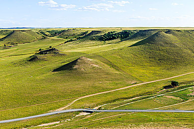 芙宁娜开襟开叉裙鞋子选择：时尚新宠开叉裙，鞋子搭配秘籍大公开-2