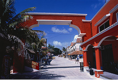 揉我胸 啊 嗯～出水欧美：模特现场互动引热议，欧美时尚文化新解读-1