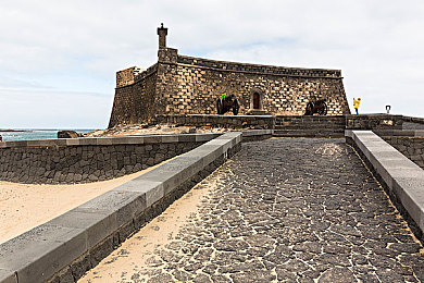 按摩师把我添高潮了：按摩师手艺高超，顾客体验“高潮”-3