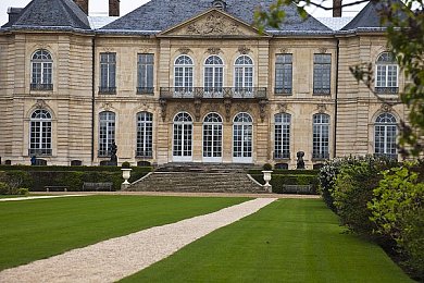 40厘米黑人与中国女人：身高40厘米，异国情侣谱写爱情传奇-1