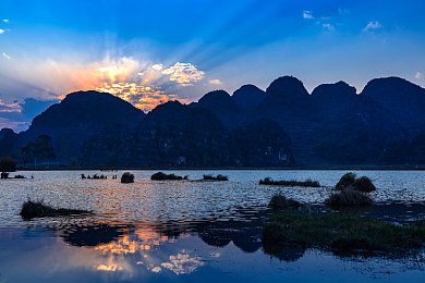 爽 好多水 快 添奶头动漫:爽剧续集来袭,全新动漫盛宴等你解锁-2