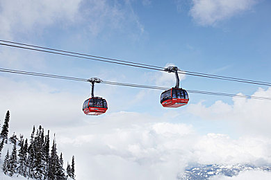 丰满少妇被猛烈进入：浪漫瞬间，丰满少妇勇敢示爱-3