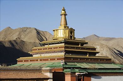 掀开短裙扒下小内裤打屁股:校园奇遇,游戏新体验-2