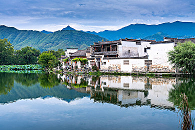 李师师的三港版1986：青春旋律唤醒回忆，经典再现引共鸣-4