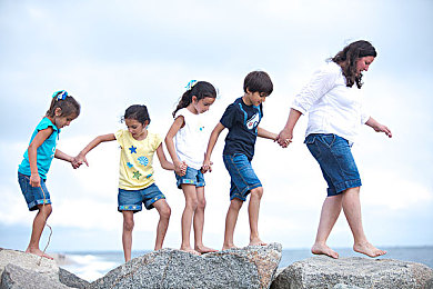 向日葵apple色板：色彩新宠：家居美妆两相宜，向日葵apple色板走红-1