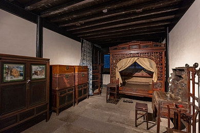 男男互吃 巴网站91：社交平台惊现“男男互吃”，揭秘网络乱象！-1