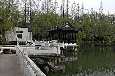 甘雨被旅行者咬出乳液:神秘咬痕引关注,甘雨游玩意外事件-2