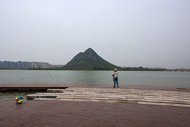 涩涩屋片多多绿巨人:独家揭秘:影视天堂,绿巨人迷必看!-1