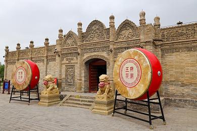 打扑克又叫又痛:扑克迷必看:揭秘“又叫又痛”之谜-3