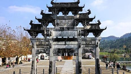 涂了春药被一群人伦爽99式：春药陷阱惊曝：都市女子险遭伦爽99式