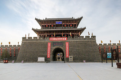 各传媒公司最漂亮的：传媒公司美女员工盘点：哪家最抢眼？-3