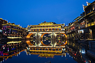 罗宾为乔巴进行青春期治疗：草帽团乔巴青春期逆袭，重拾自信再战梦想-3