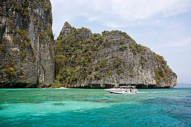 女性角色去掉小内皮肤的一代：影视新风向：女性角色告别刻板，展独立魅力-4