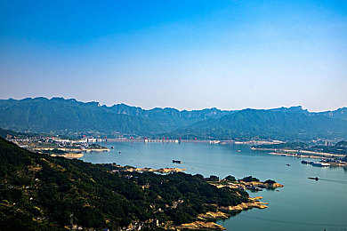 我被老头添得直叫：神秘老头对决引热议，游戏新篇章即将开启-3