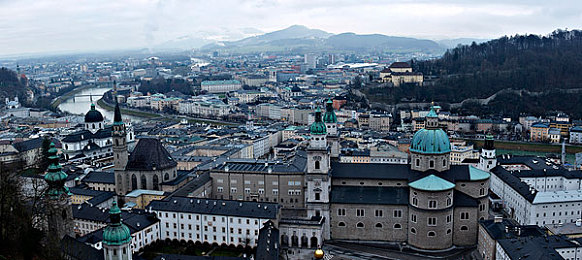 如何下载黄片软件：揭秘网络视频安全获取秘籍