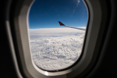 父女情深mv陈德明版剧情介绍：感人父女情，互动游戏暖人心