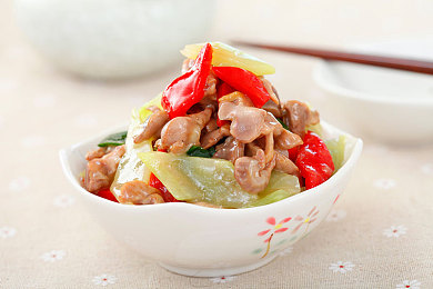 唐三比比东不亦乐乎NBA：虚拟英雄NBA对决，游戏角色引热议-3