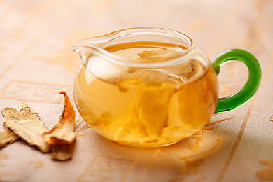 坏人用羽毛刷小姑娘的脚底心：恶行惊心，10岁女孩遭遇不测-3