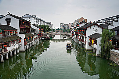 韩国电影一区二区：游戏争锋：揭秘韩国市场“神秘地带”-2