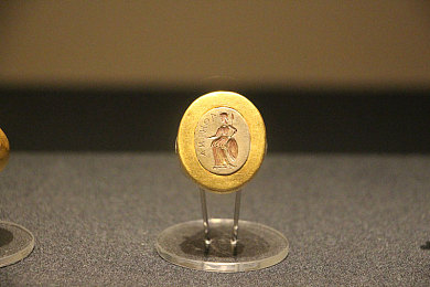 老头车里把我添高潮了：街头邂逅：修车大爷与追梦女子的梦想共鸣-4