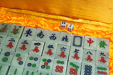 老太婆BBBBB水多毛多:老太婆皮肤困扰?揭秘应对之道-2