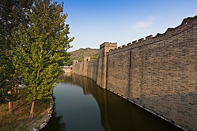 巨爆乳肉感一区二区三区：视觉盛宴！勇者冒险，三区特色等你探索-3