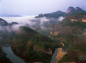 AV软件下载：揭秘：安全娱乐，下载平台哪家强？-4