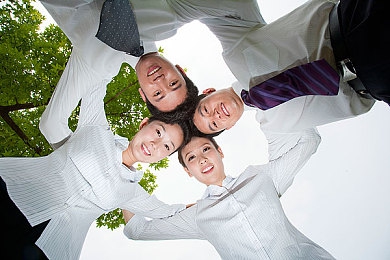 男生和女生搞基视频软件：惊曝：色情直播软件祸害青少年，警惕！-5