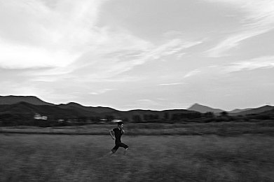 初高中打屁股 网站╳：校园打屁股游戏成热门，玩法独特剧情丰富-2