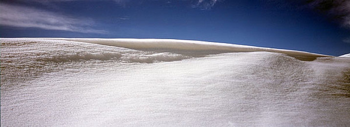 打屁股秘 无内裤的网站：揭秘“打屁股秘 无内裤”：网络监管挑战重重-2