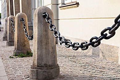 白色脚上浓浓的精华液怎么用:游戏玩家福音,足部护理新选择-2